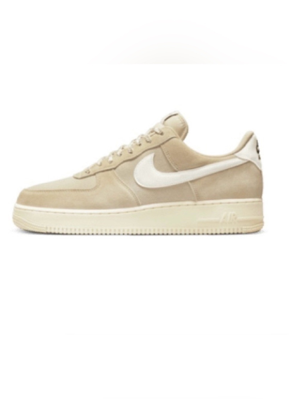 Nike Air Force 1 '07 LV8 Rattan/Rattan/Alpha
Orange/Sail
Size M 6.5 / W 8